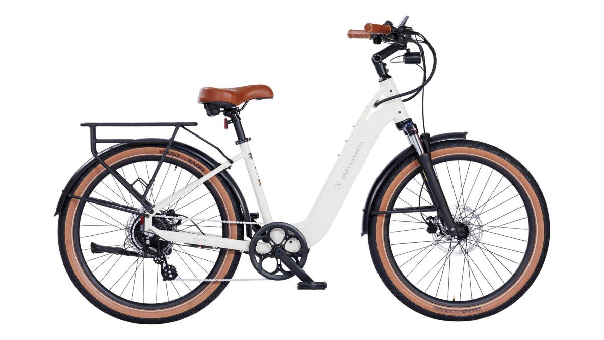 2024 AIMA Santa Monica white side view