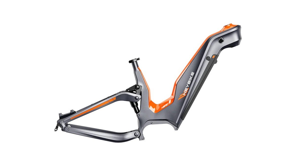 2024 Heybike Hero carbon fiber frame detail