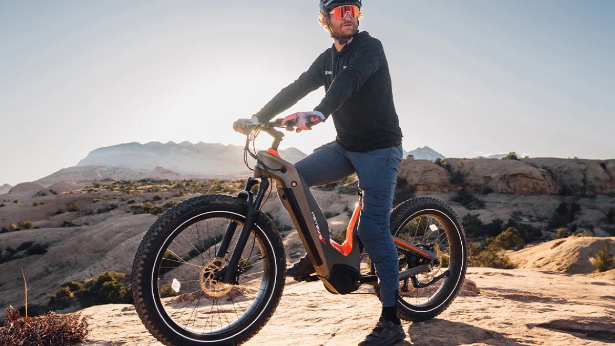 2024 Heybike Hero riding lifestyle