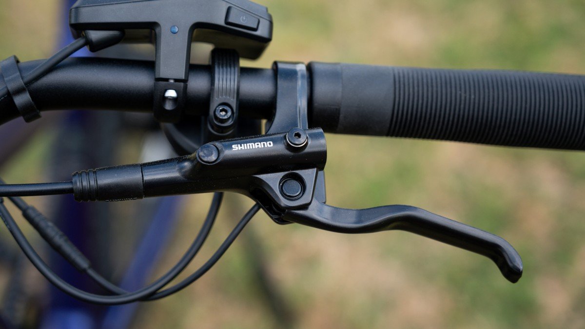 2026 Velotric Summit 2 brakes.jpg