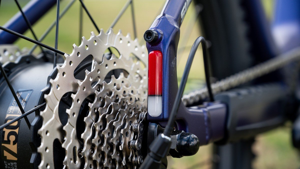 2026 Velotric Summit 2 turn signals.jpg