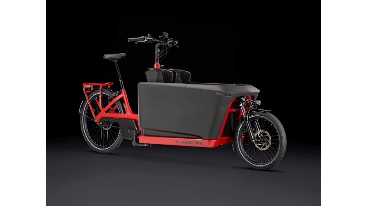 2024 Trek Fetch+ red cargo box profile