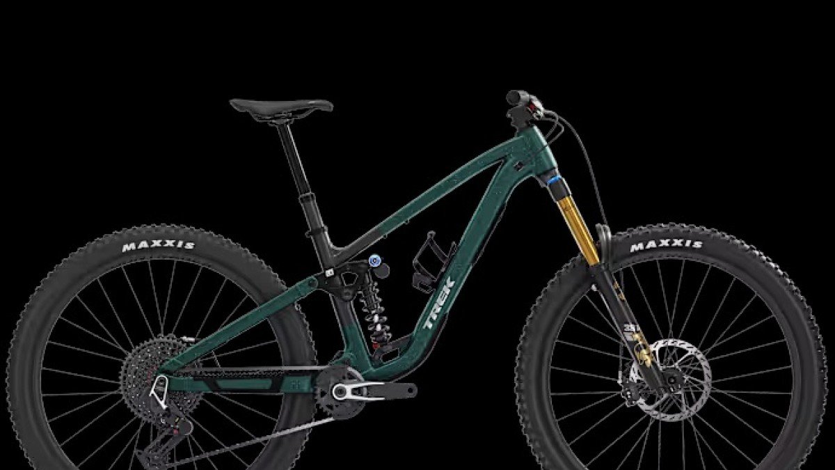 2024 Trek Fuel+ (LX) green angled profile