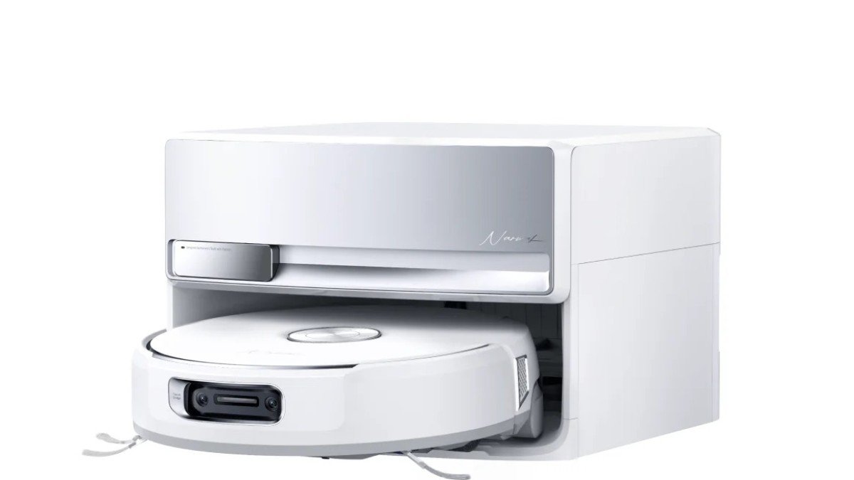 2025 Narwal Flow White dock