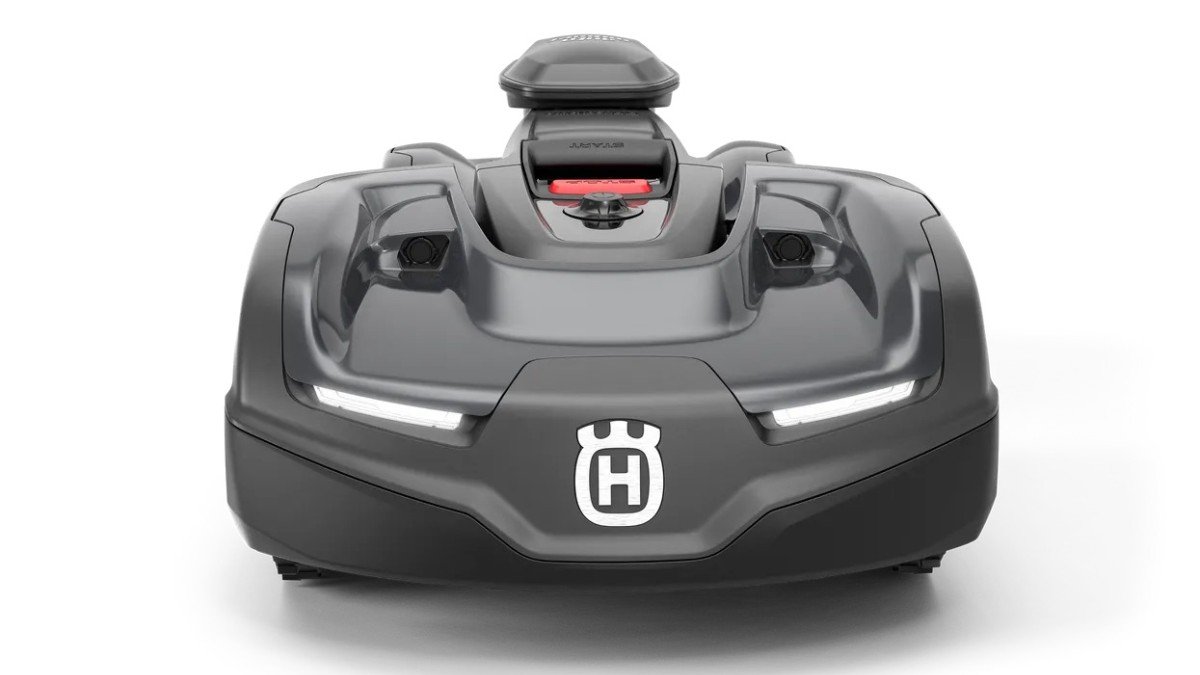 2025 Husqvarna 435 iQ front profile