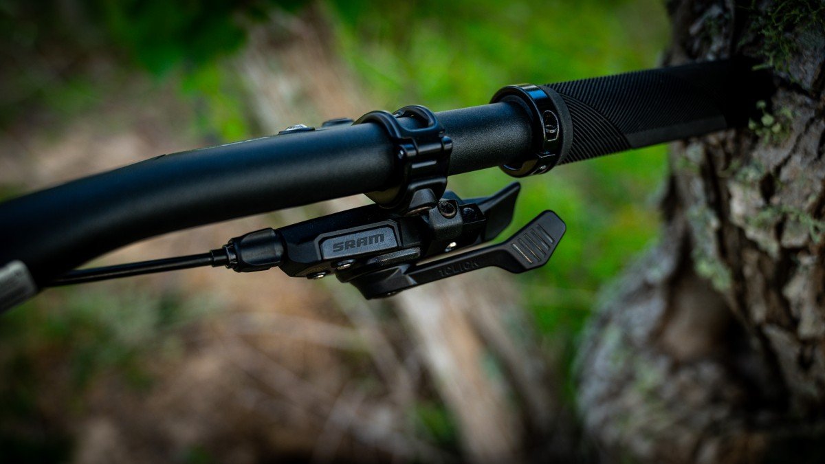 2026 Aventon Current ADV dropper post control.jpg