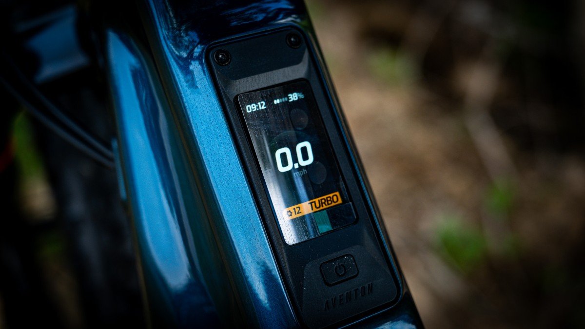 2026 Aventon Current ADV  touch screen.jpg