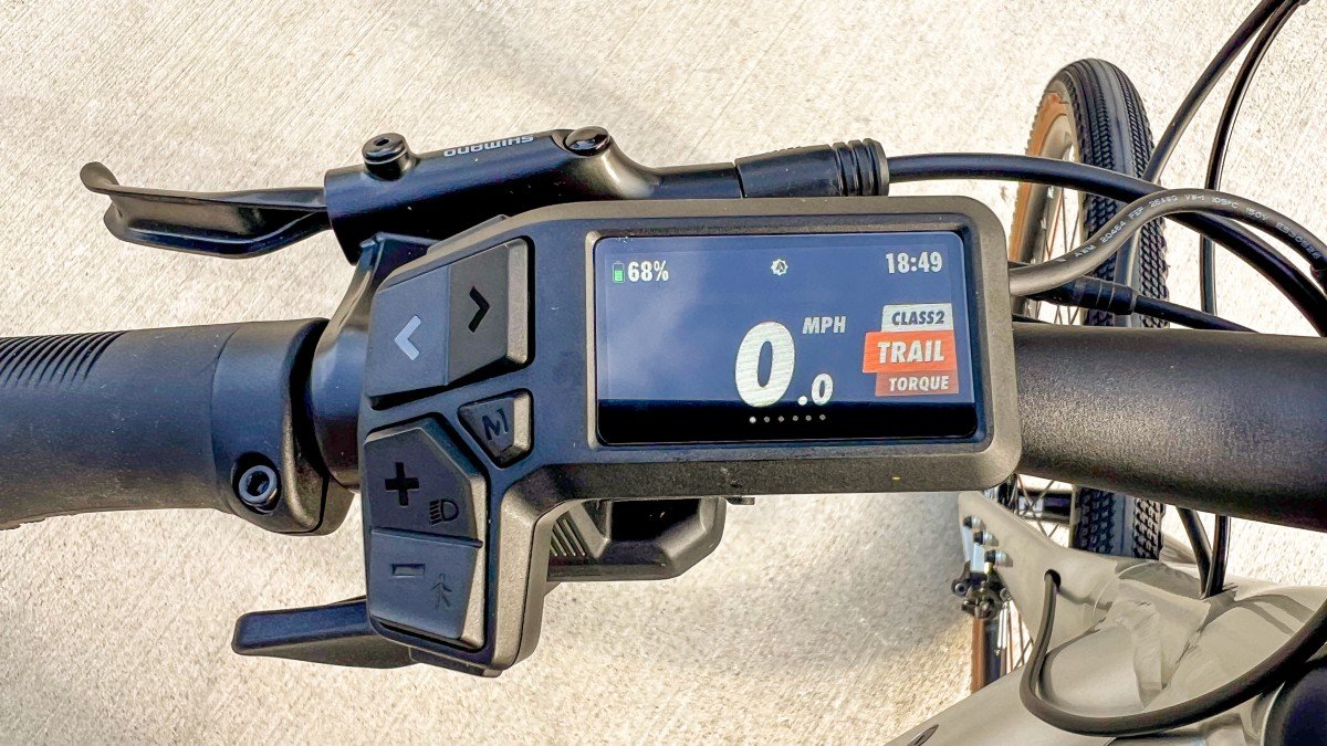 2026 Velotric Tempo display.jpg