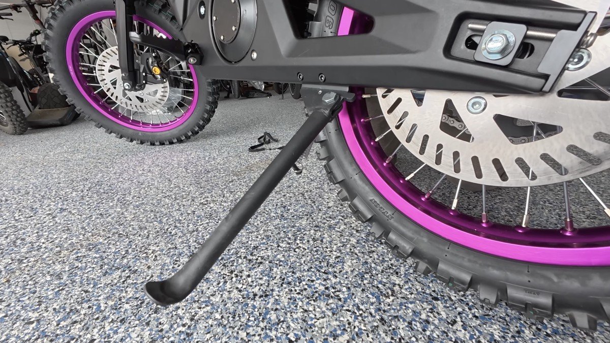 2025 Extreme Wheel A1 Mini kickstand.jpeg