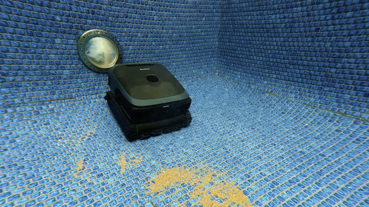 2026 Beatbot Sora 70 floor clean.png