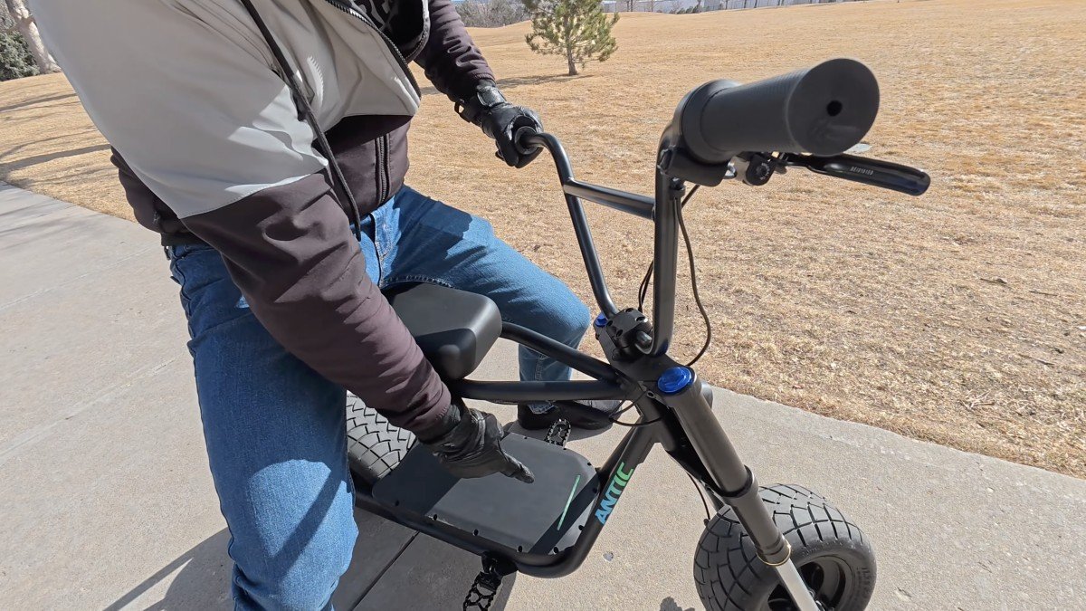 2026 Antic Long Range wheelie light.png