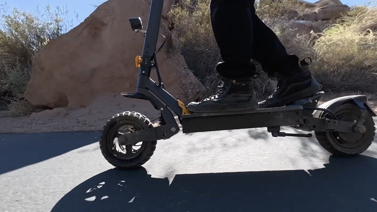 2025 Ausom L1 kick plate.png