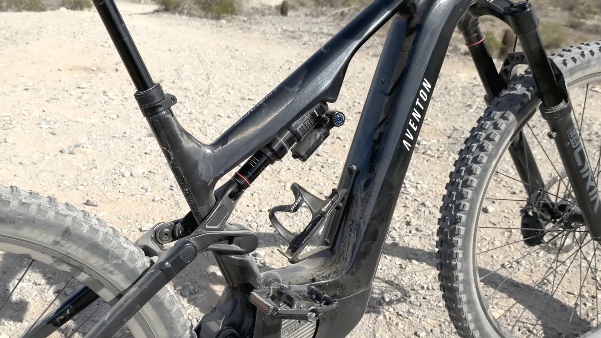 2026 Aventon Current EXP rear suspension.png