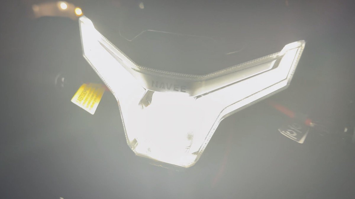 2026 NAVEE XT5 Pro bright light.png