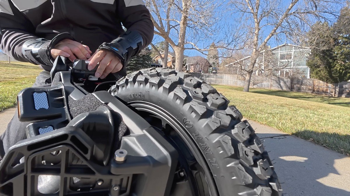 2026 Nosfet Aeon tire detail.png