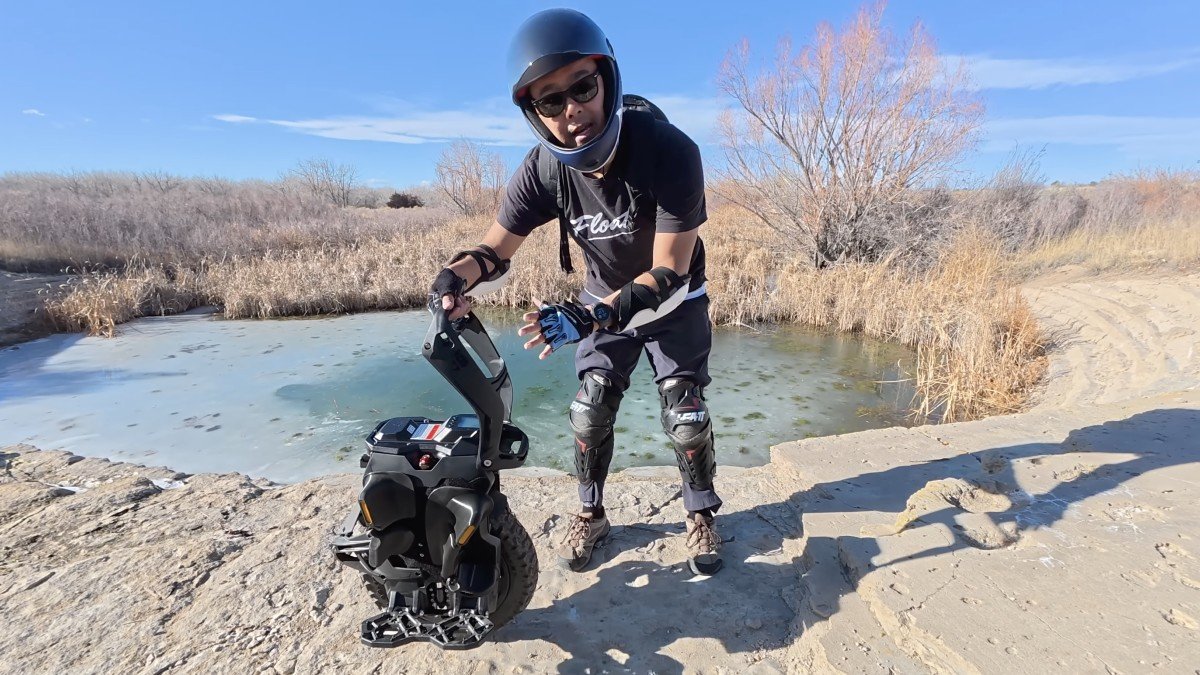 2026 Nosfet Aeon trolly handle.png