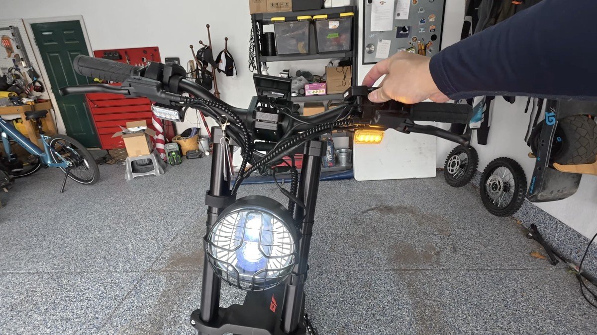 2025 Gspace Mars GTR front lighting.png