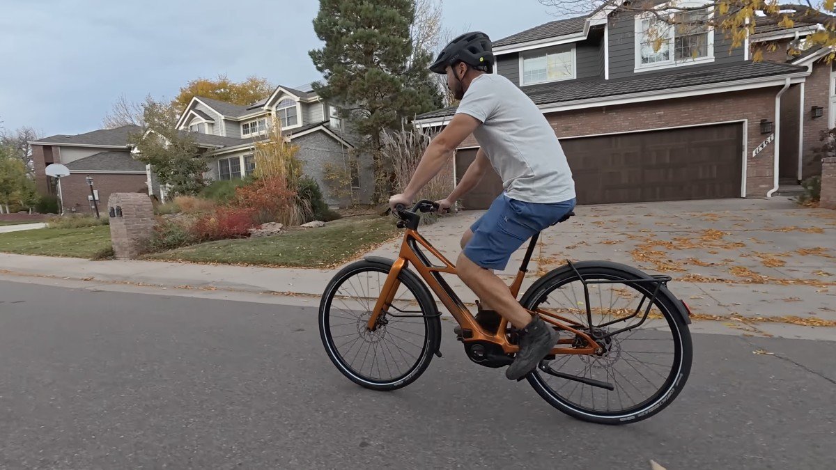 2026 Cannondale Flying V riding shot.png