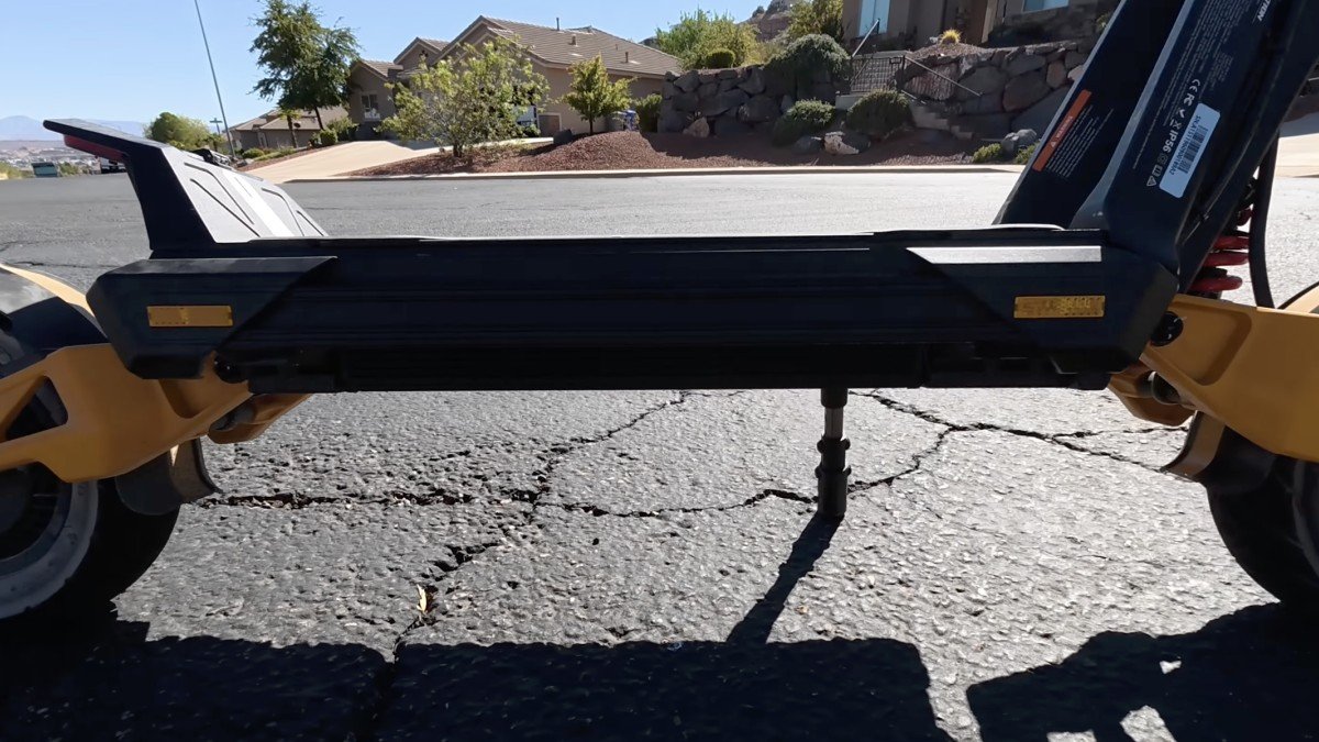 2025 InMotion RS Jet deck length.png