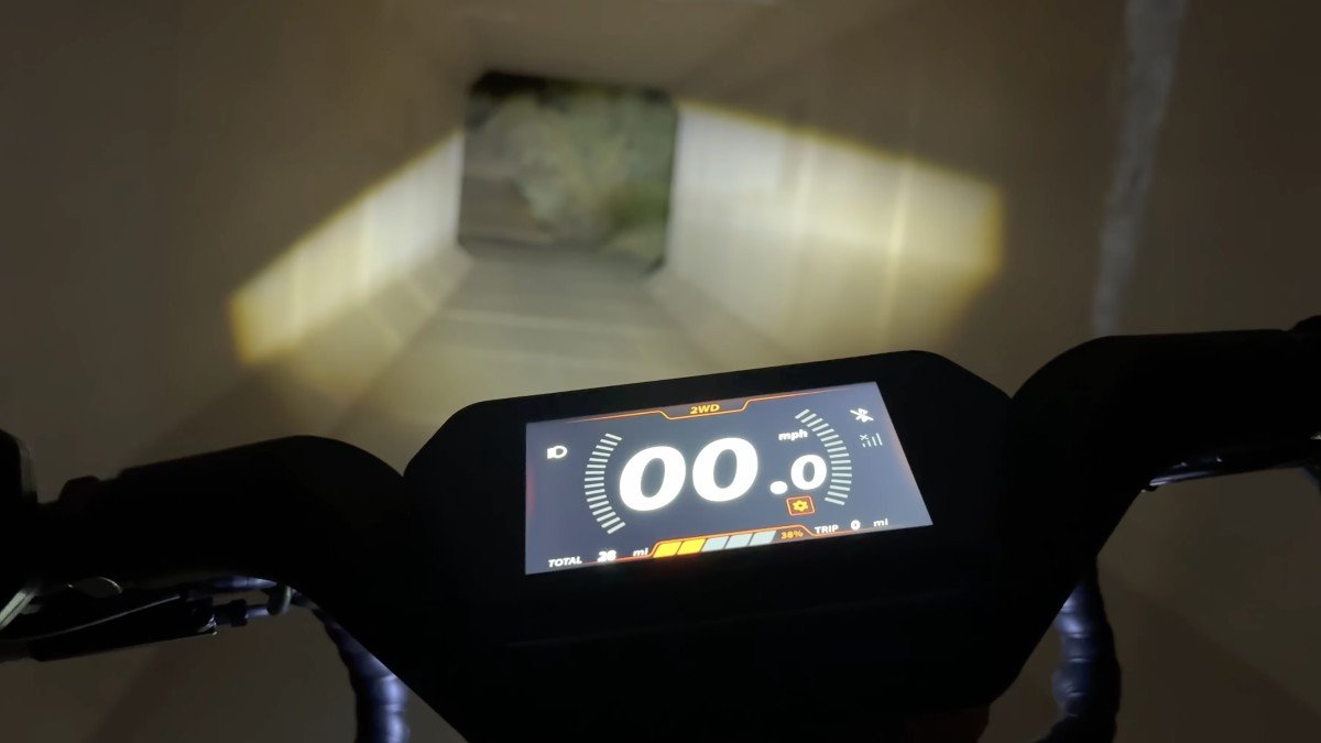 2025 InMotion RS Jet head light.png