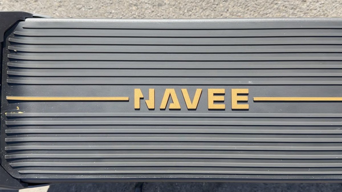 2026 NAVEE NT5 Ultra X deck detail.png