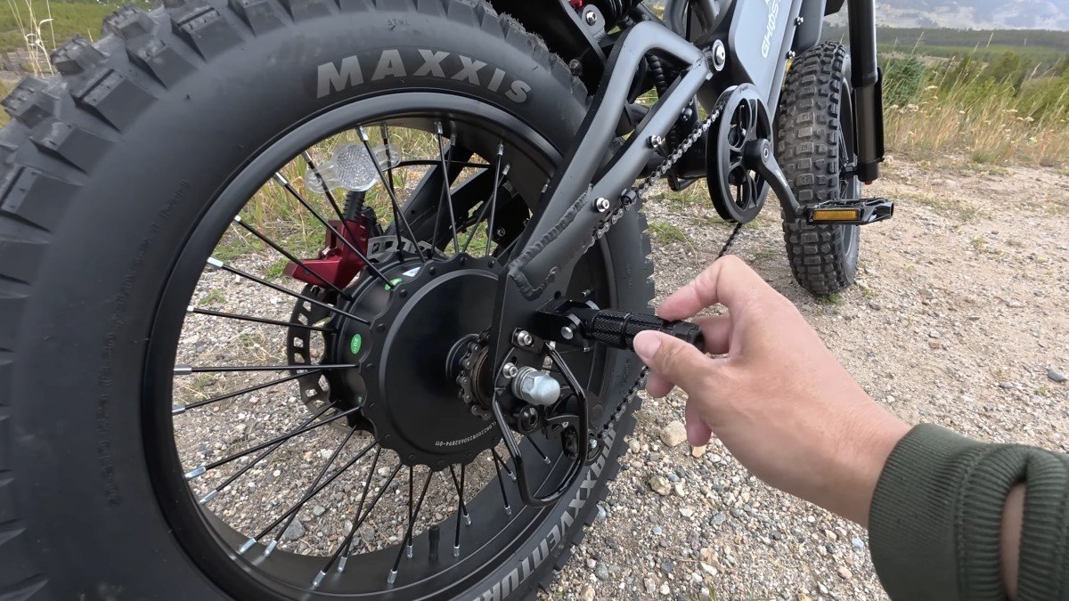 2025 GhostCat Bikes F4X pegs.png