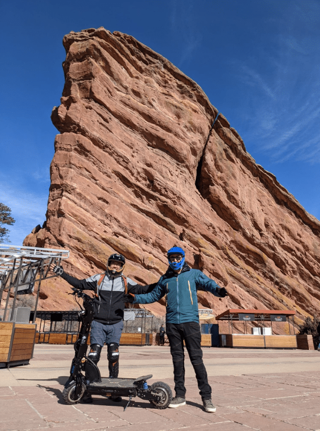 CURRUS-Panther-at-Red-Rocks-1