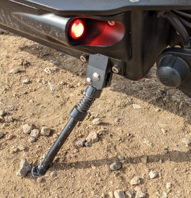 CURRUS-Panther-Kick-Stand