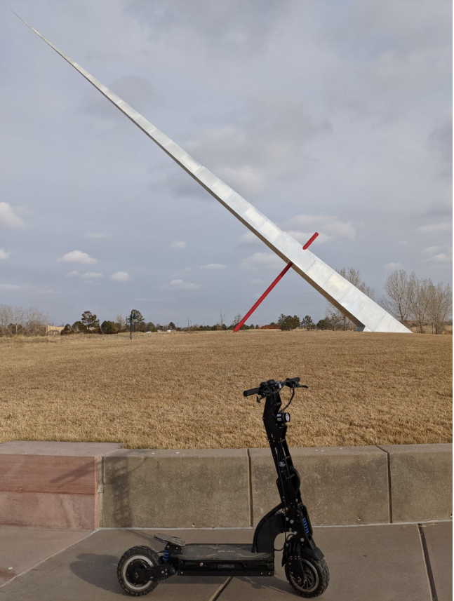 CURRUS-Panther-Sundial