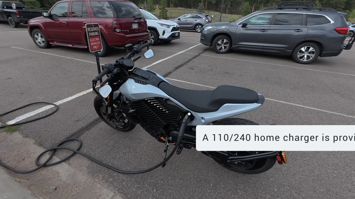 2025 LiveWire S2 Alpinista charging.png