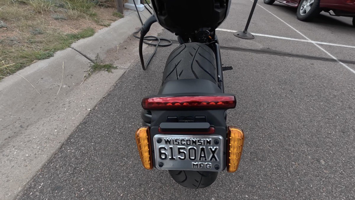 2025 LiveWire S2 Alpinista rear view.png