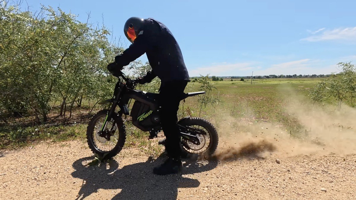 2025 Rawrr Mantis Mini R throttle.png