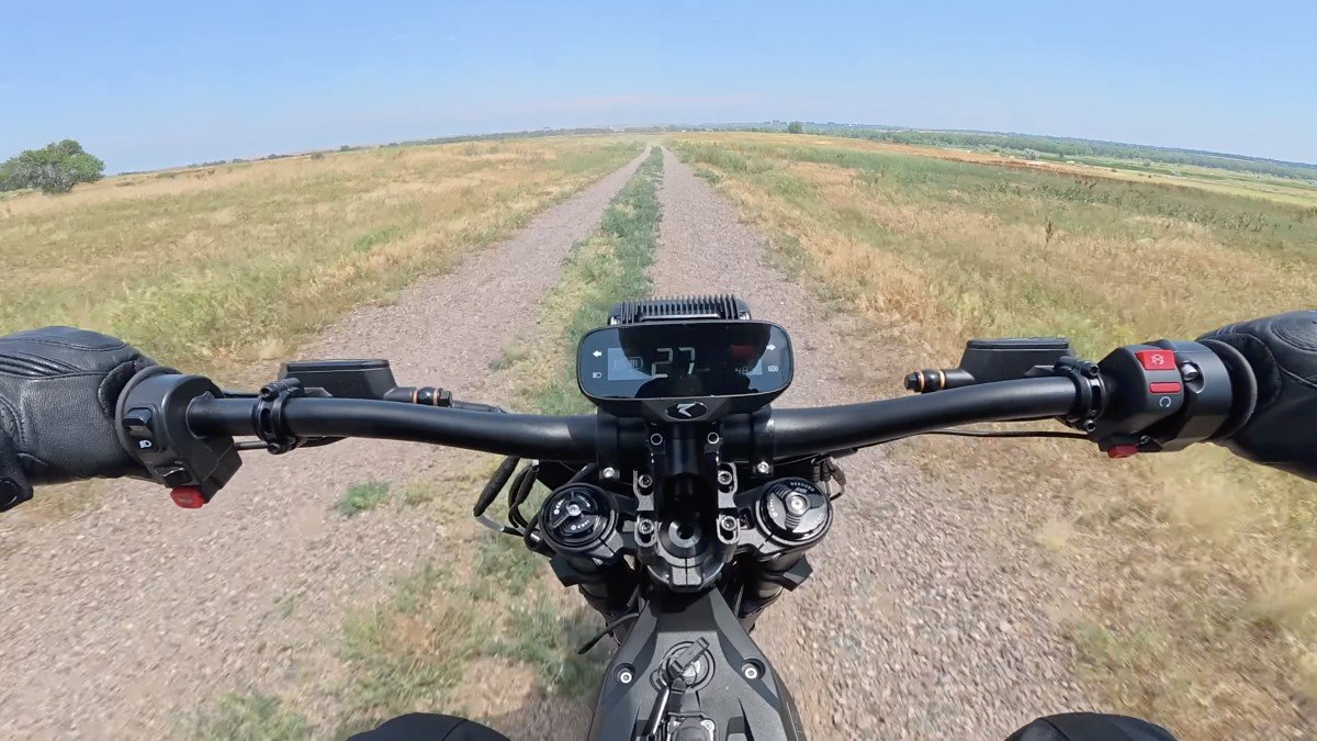 2025 Rawrr Mantis X Pro cockpit.png