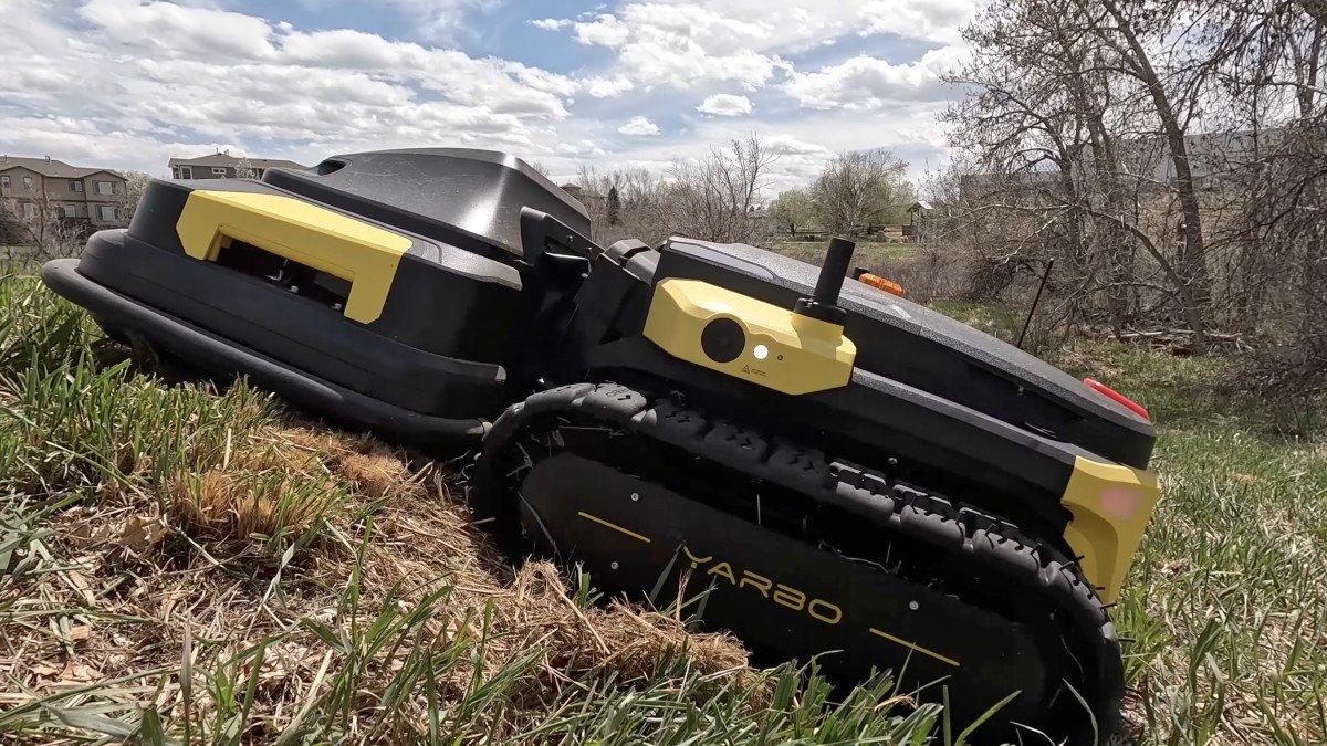 2024 Yarbo Lawn Mower slope.png