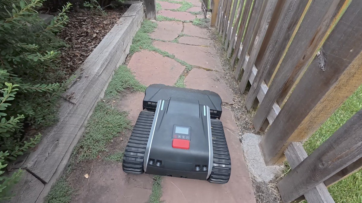 2024 Lymow One tight spaces.png