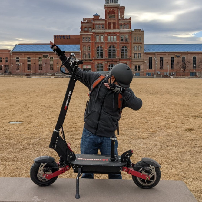 Gotway-DTEN-Jimmy-Dabbing-edited-1