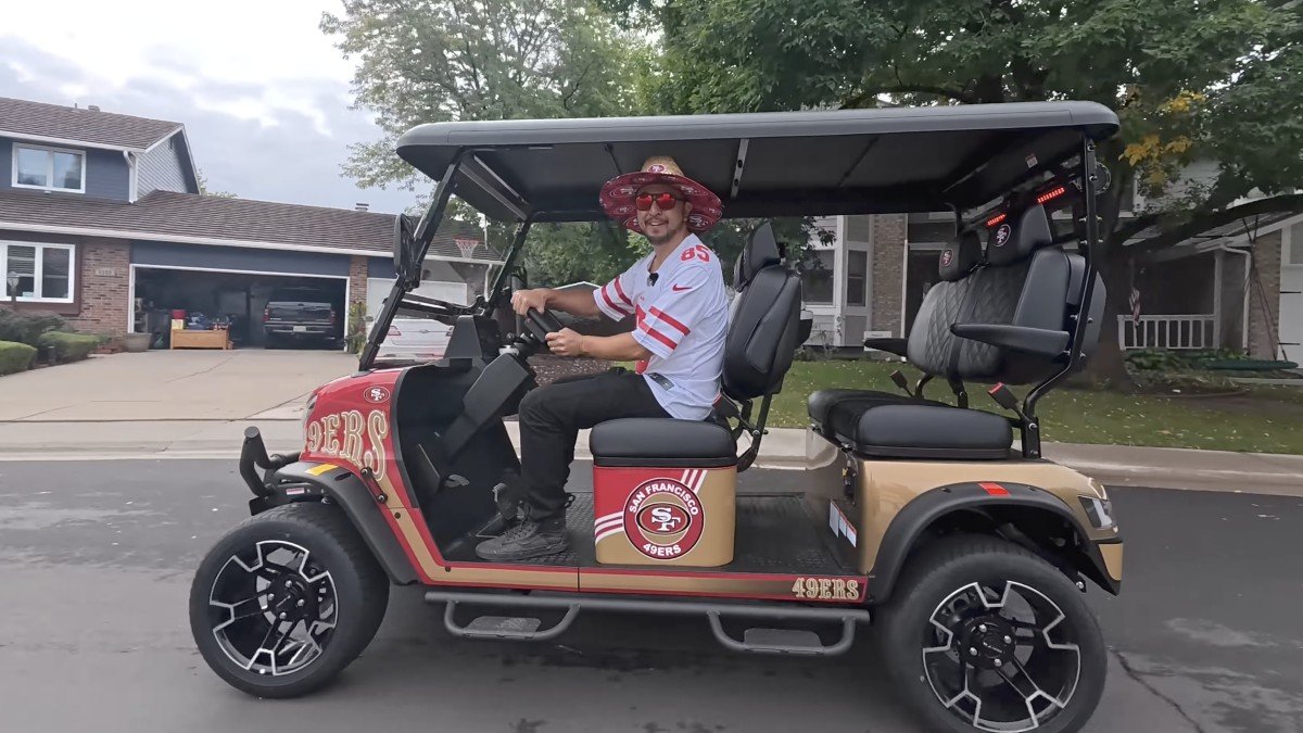 2024 Kandi NFL 4 Seat ride action.png