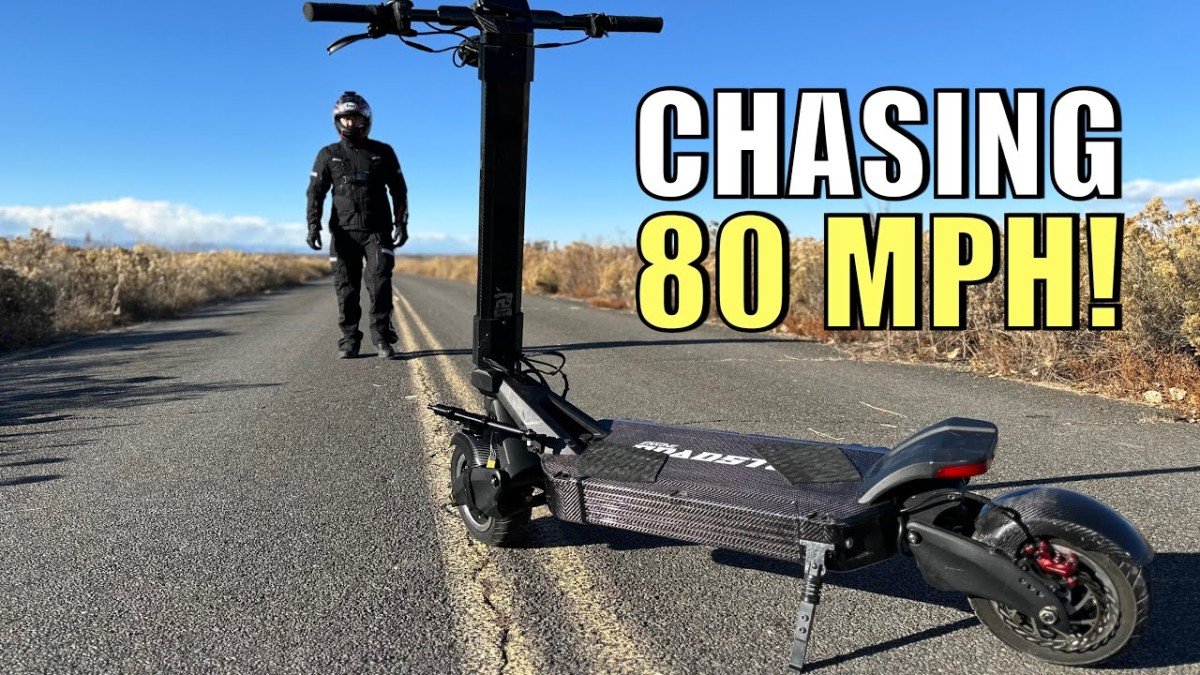 EMOVE Roadster Electric Scooter