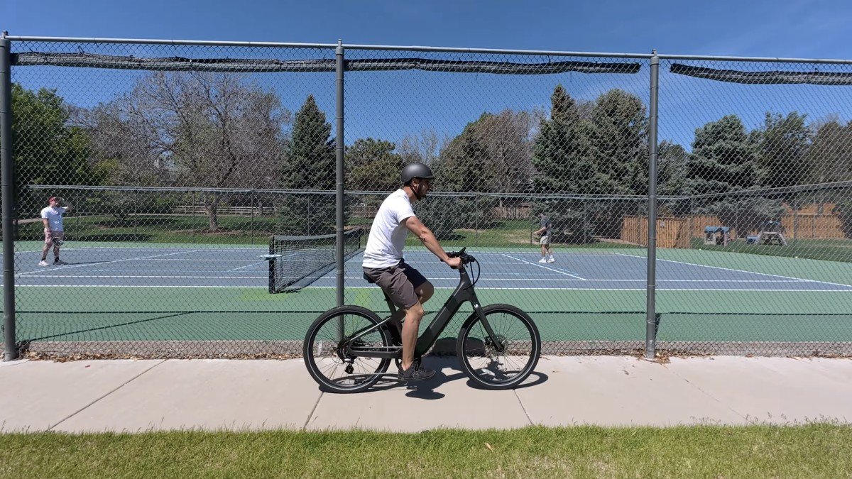 Aventon Pace 5 REC ride shot.png