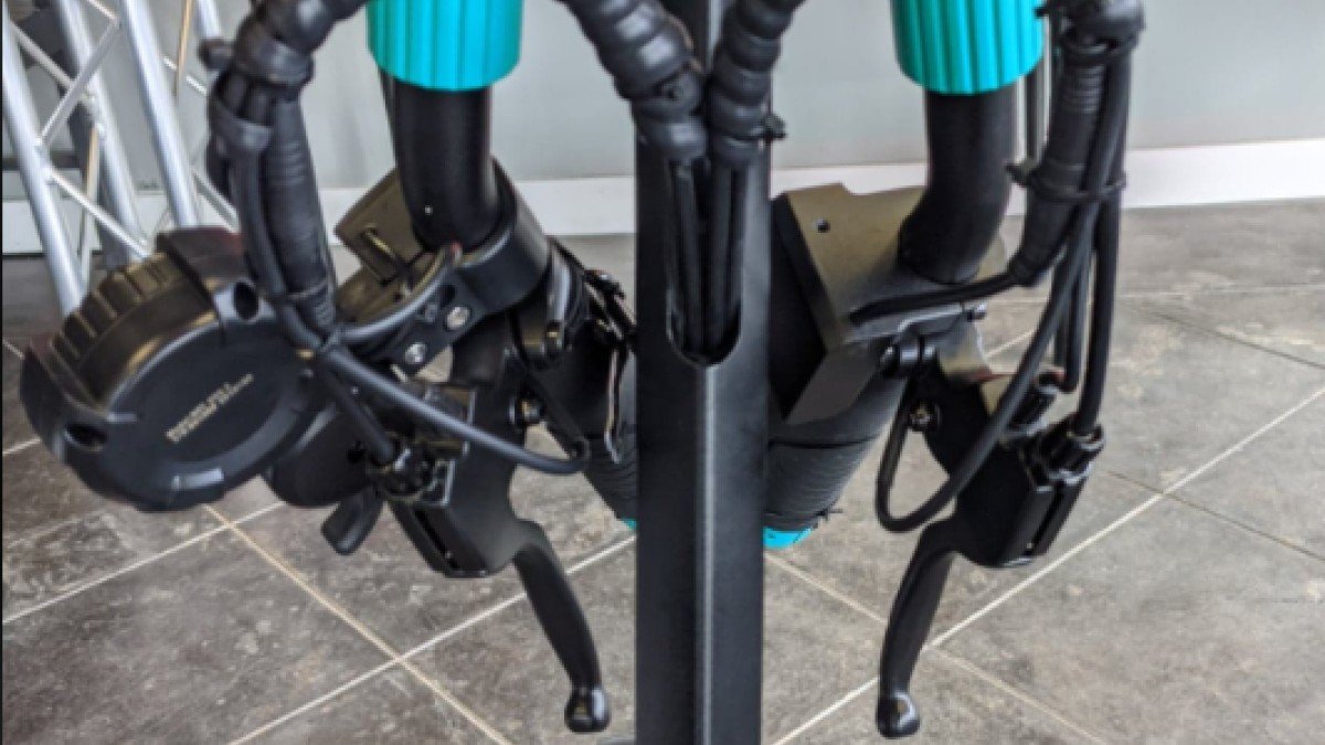 2021 VSETT 9 VSETT-Collapsed-Handlebars