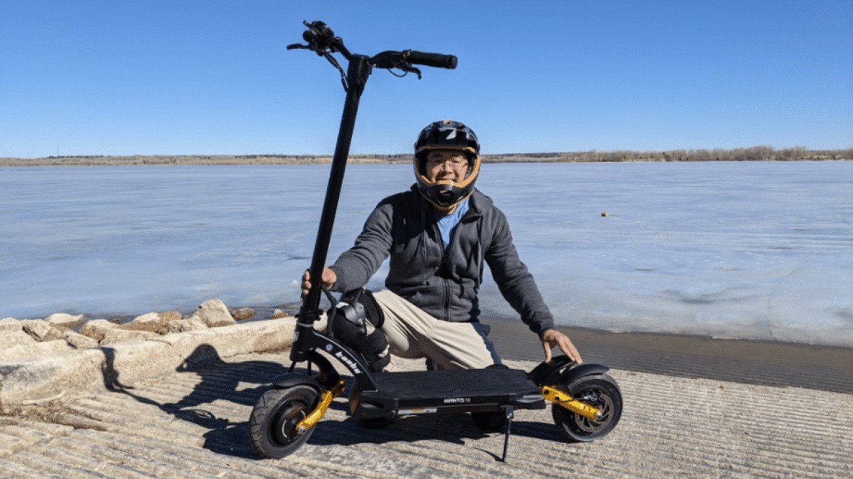 2023 Kaabo Mantis Pro SE Electric Scooter