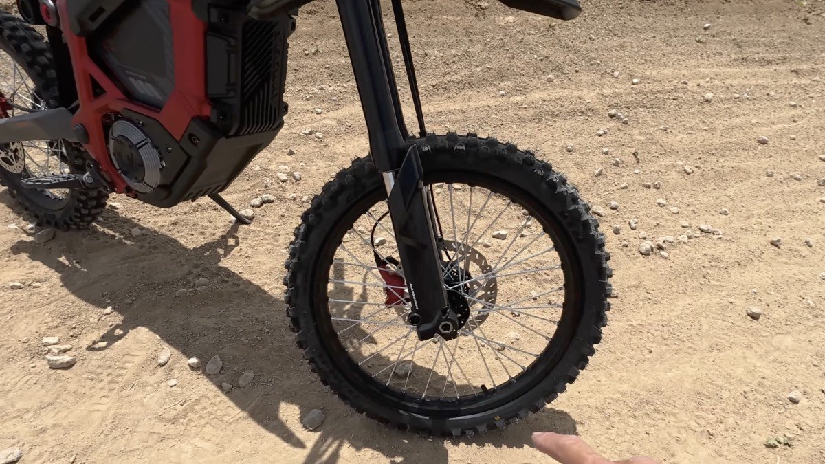 Segway Xaber 300 front wheel.png