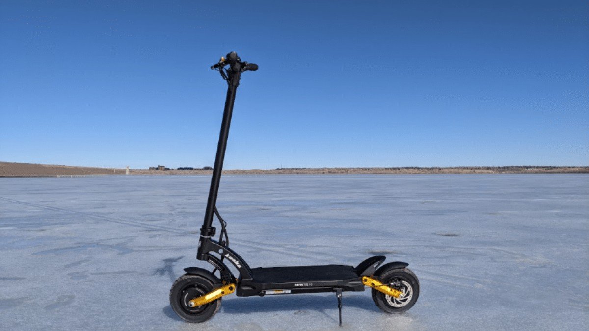 2023 Kaabo Mantis Pro SE Kaabo-Mantis-Pro-SE-on-Ice