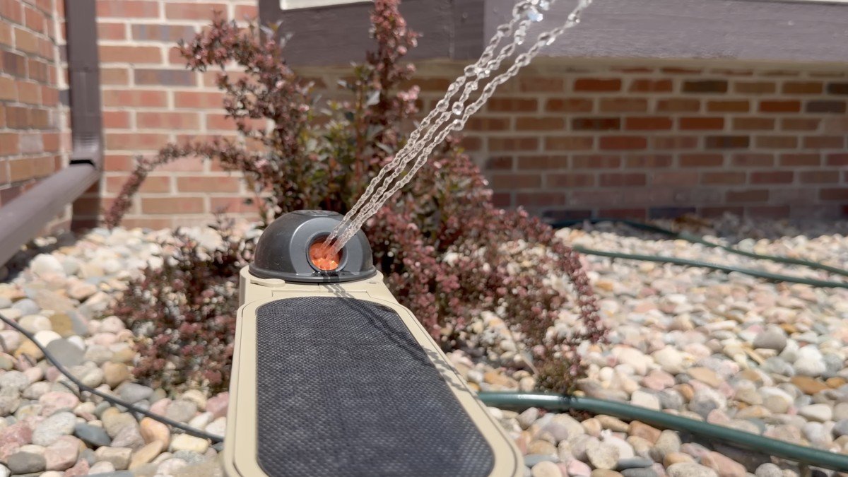 OtO Smart Sprinkler detail.png