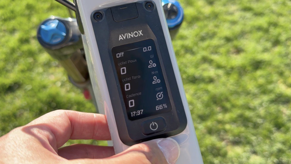 Amflow PX Carbon Pro display.png