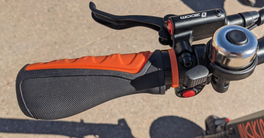 Inokim-OXO-Handlebar-Grip-Bell-and-Zoom-Brake-Lever