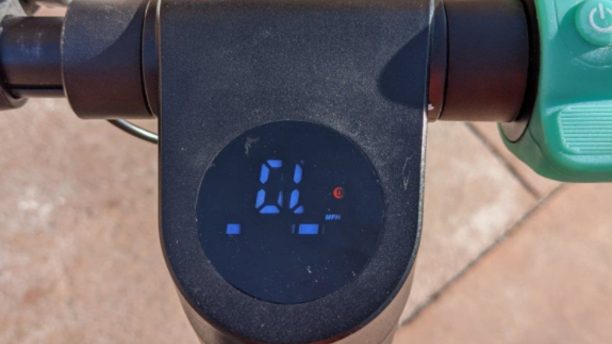  Levy Levy Electric Scooter Levy-Display-and-Hook