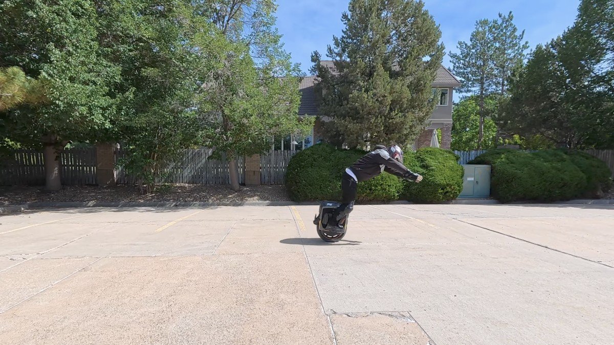 InMotion P6 lean.png