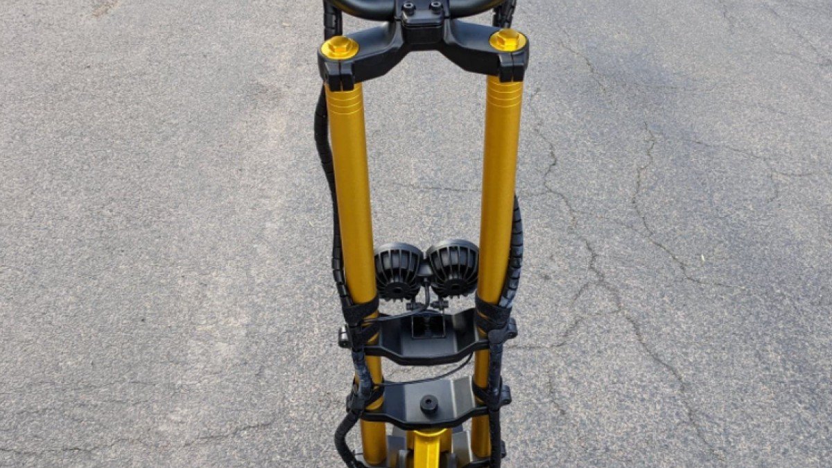 2021 Kaabo Wolf King+ Kaabo-Wolf-King-Handlebar-Width