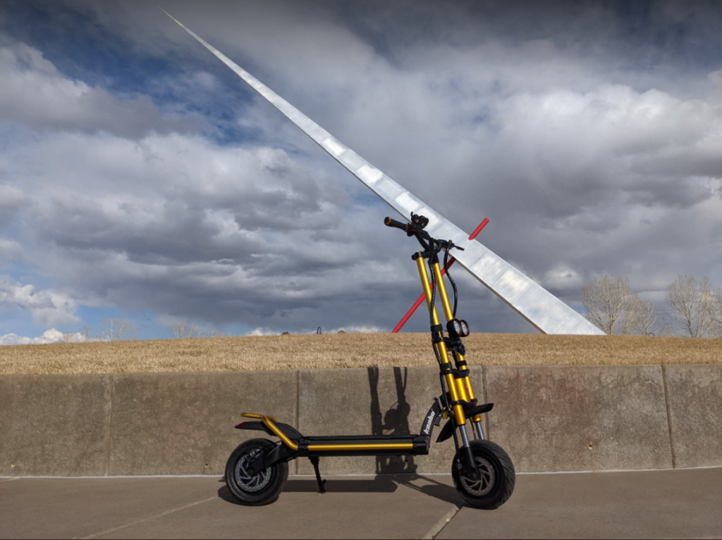 Kaabo-Wolf-King-Sun-Dial-Close-1-1024x767